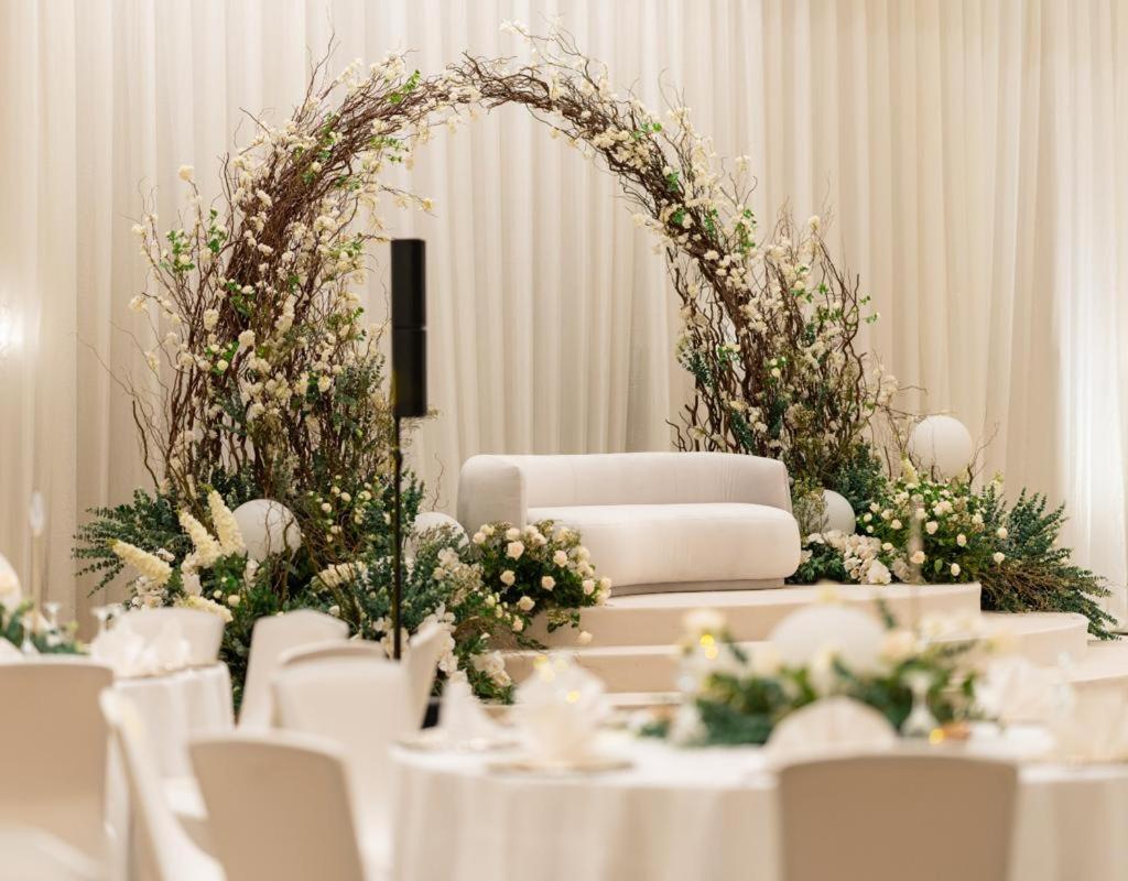 Marina Hotel Kuwait City Exterior photo A modern wedding reception