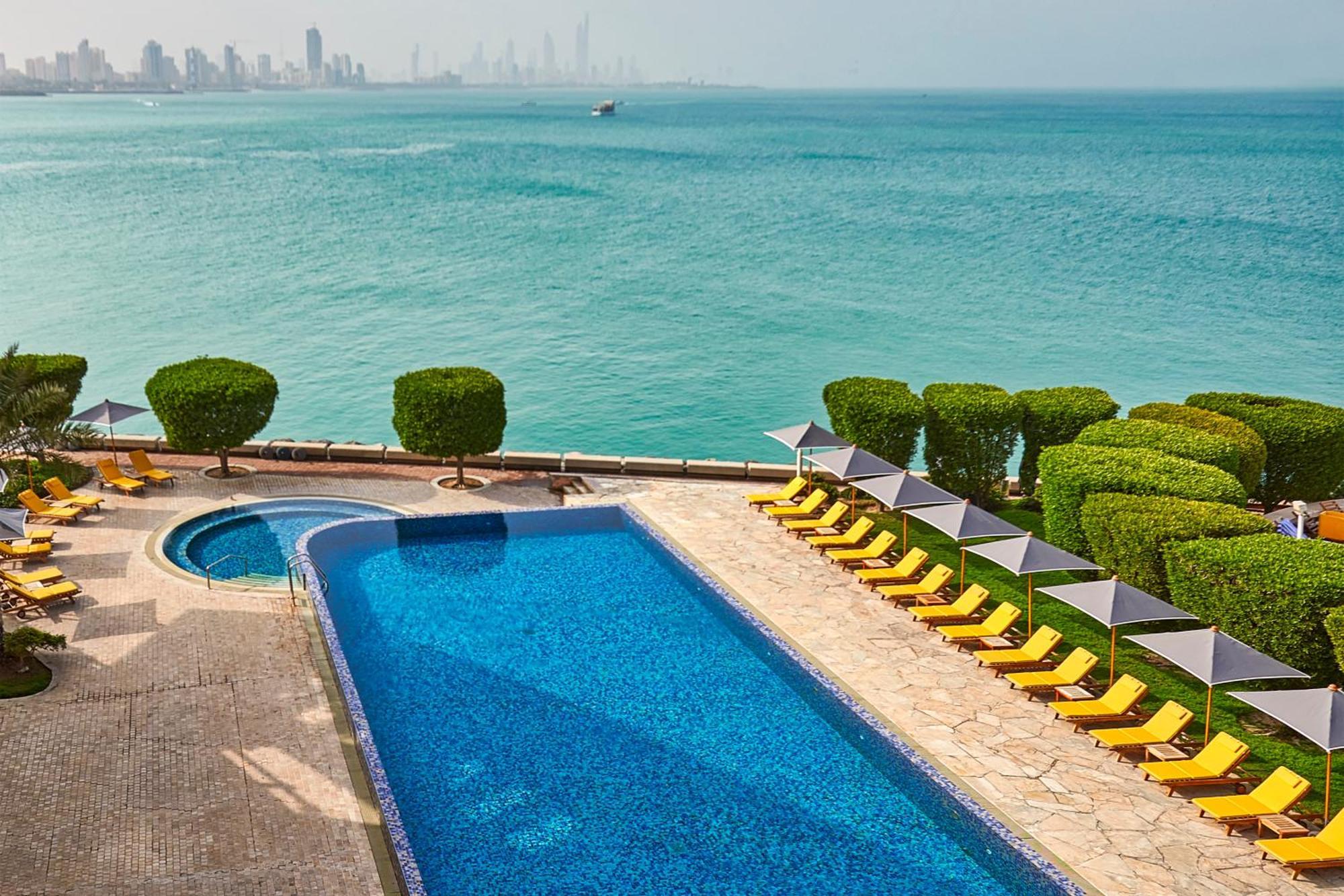 Marina Hotel Kuwait City Exterior photo Pool at the Westin